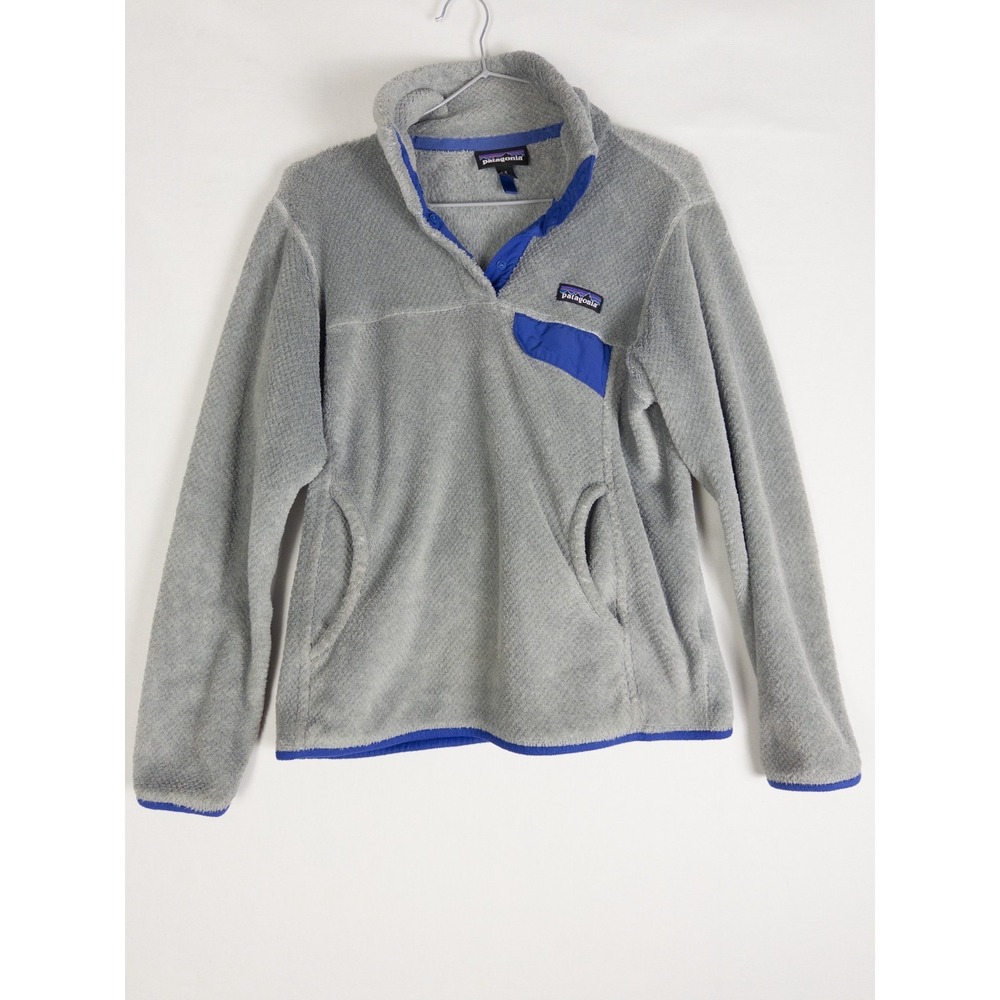 Patagonia 1/4 Button Sweater Womens S Gray Pullover Logo Fluffy‎ Comfy Pockets